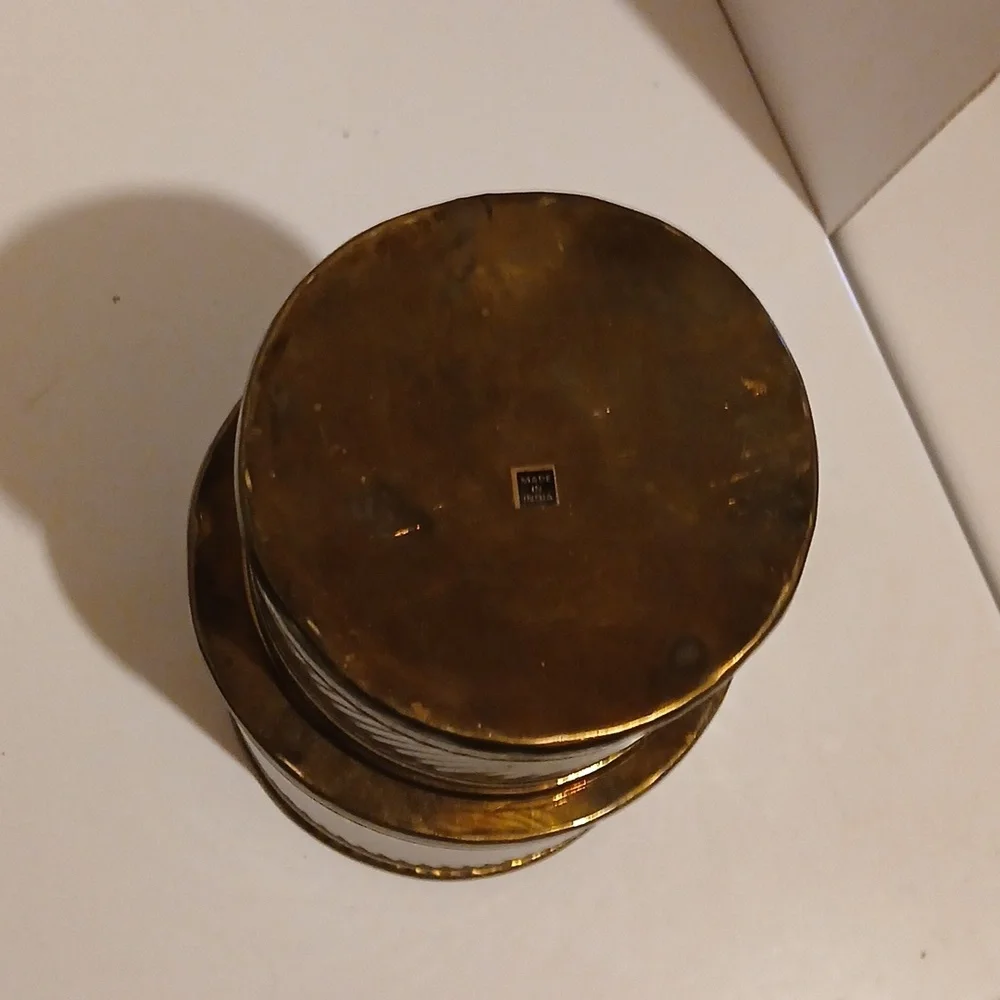 Vintage Brass Planter Set - Picture 4 of 6